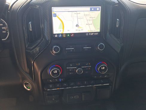 Used 2020 Chevrolet Silverado 3500 High Country w/ Z71 Off-Road Package AWD/4WD image 17