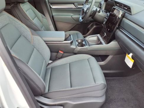 New 2026 GMC Terrain AT4 image 23