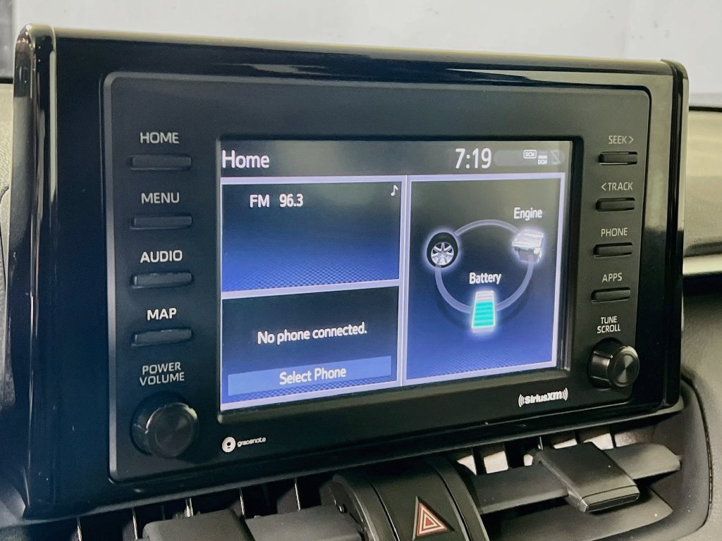 Used 2020 Toyota RAV4 LE w/ Carpet Mat Package AWD/4WD image 13