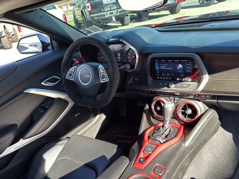 Used 2022 Chevrolet Camaro SS image 15