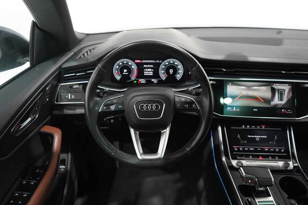 Used 2022 Audi Q8 Prestige AWD/4WD image 17