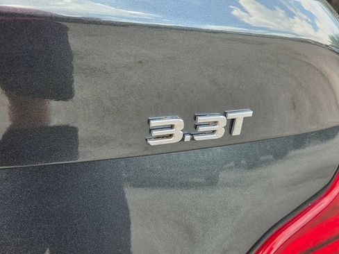 Used 2019 Genesis G70 3.3T Design RWD image 5