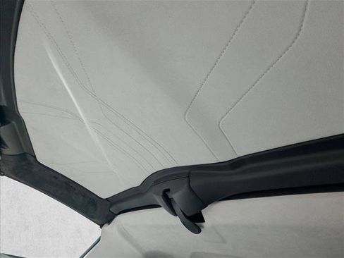 Certified 2025 Chevrolet Corvette Z06 image 12