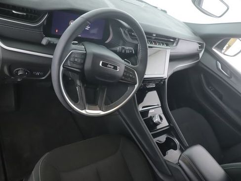 Used 2024 Jeep Grand Cherokee L Laredo w/ Luxury Tech Group I image 17