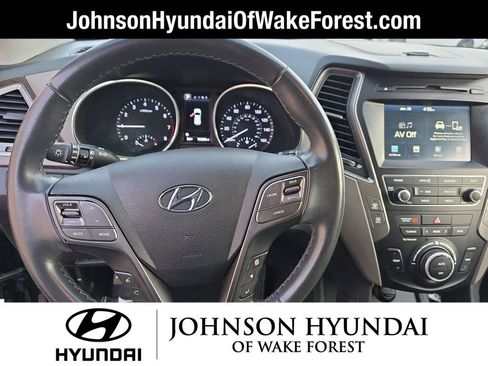 Used 2017 Hyundai Santa Fe Sport image 24