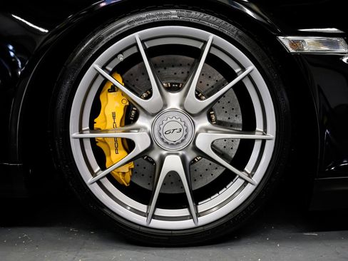 Used 2010 Porsche 911 GT3 RWD image 46