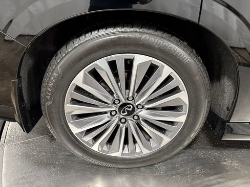 Certified 2025 INFINITI QX80 Luxe AWD/4WD image 13