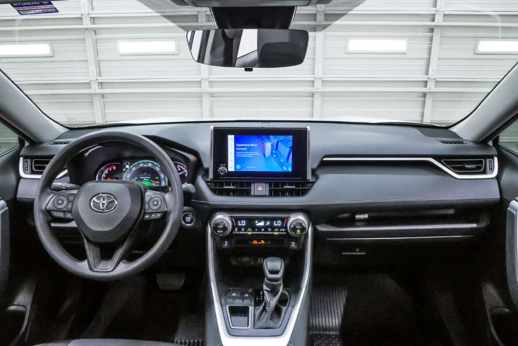 Used 2024 Toyota RAV4 XLE w/ Convenience Package FWD image 16