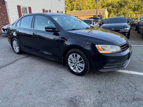 Used 2015 Volkswagen Jetta TDI SE image 3