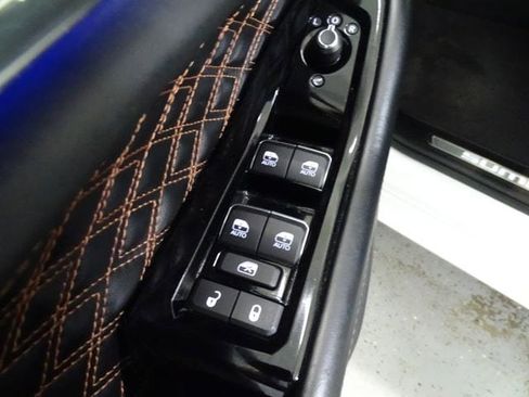 Certified 2023 Jeep Grand Cherokee Summit AWD/4WD image 10