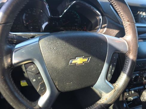 Used 2016 Chevrolet Traverse LT FWD image 9