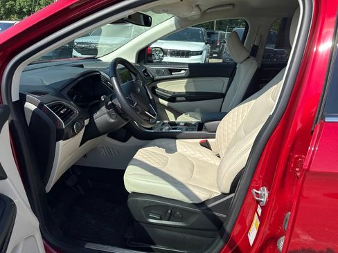 Used 2023 Ford Edge Titanium w/ Equipment Group 301A AWD/4WD image 3