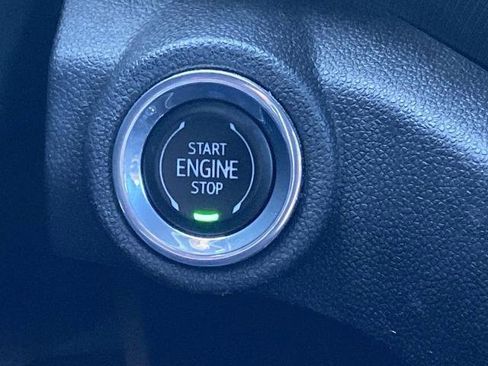 Used 2022 Chevrolet TrailBlazer RS image 12