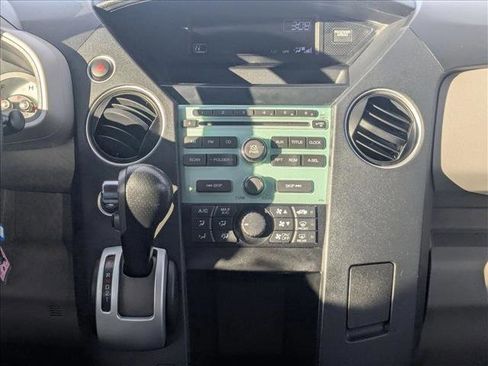 Used 2011 Honda Pilot LX image 11