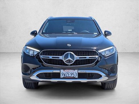 Used 2026 Mercedes-Benz GLC 300 4MATIC image 2
