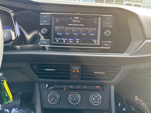 Used 2024 Volkswagen Jetta S image 17