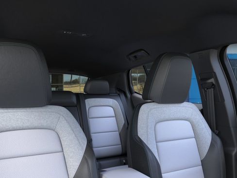 New 2026 Chevrolet Equinox EV LT AWD/4WD image 25