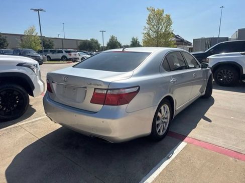 Used 2007 Lexus LS 460 L RWD image 3