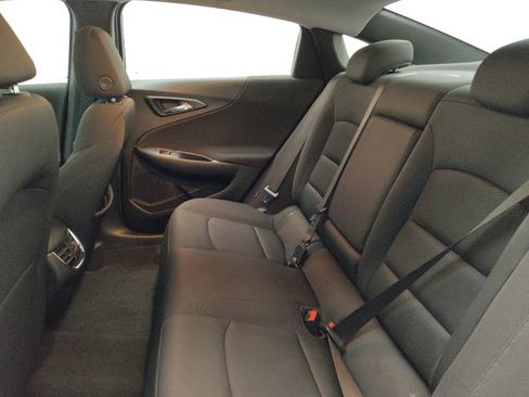 Used 2025 Chevrolet Malibu LT FWD image 18