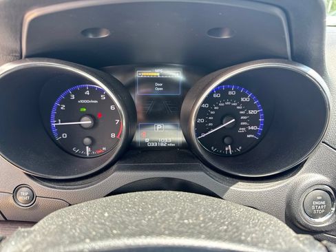 Used 2017 Subaru Legacy 2.5i Limited AWD/4WD image 5