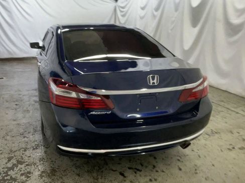 Used 2017 Honda Accord LX image 7