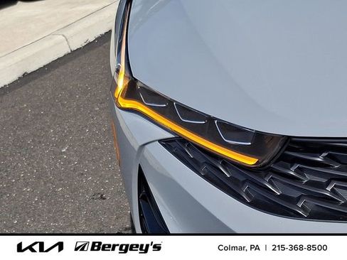 Used 2023 Kia K5 GT-Line w/ GT-Line Premium Package image 11