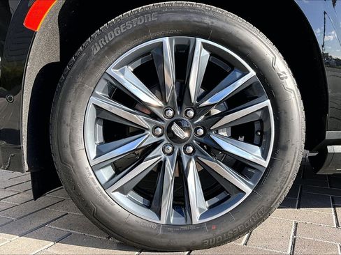 Used 2024 Cadillac Escalade Sport Platinum image 9