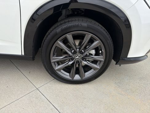 Certified 2025 Acura ADX A-Spec image 13