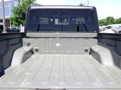Used 2022 Jeep Gladiator Mojave w/ LED Lighting Group AWD/4WD image 27