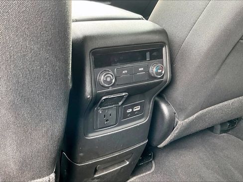 Used 2023 GMC Acadia SLE w/ Driver Convenience Package FWD image 34