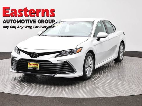 Used 2023 Toyota Camry LE FWD image 1