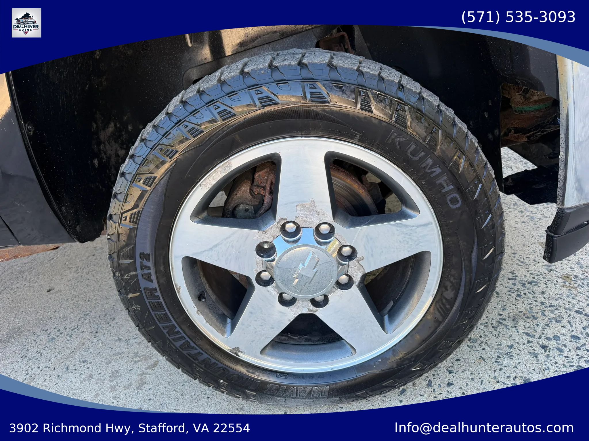 Used 2012 Chevrolet Silverado 2500 LT w/ Interior Plus Package AWD/4WD image 7