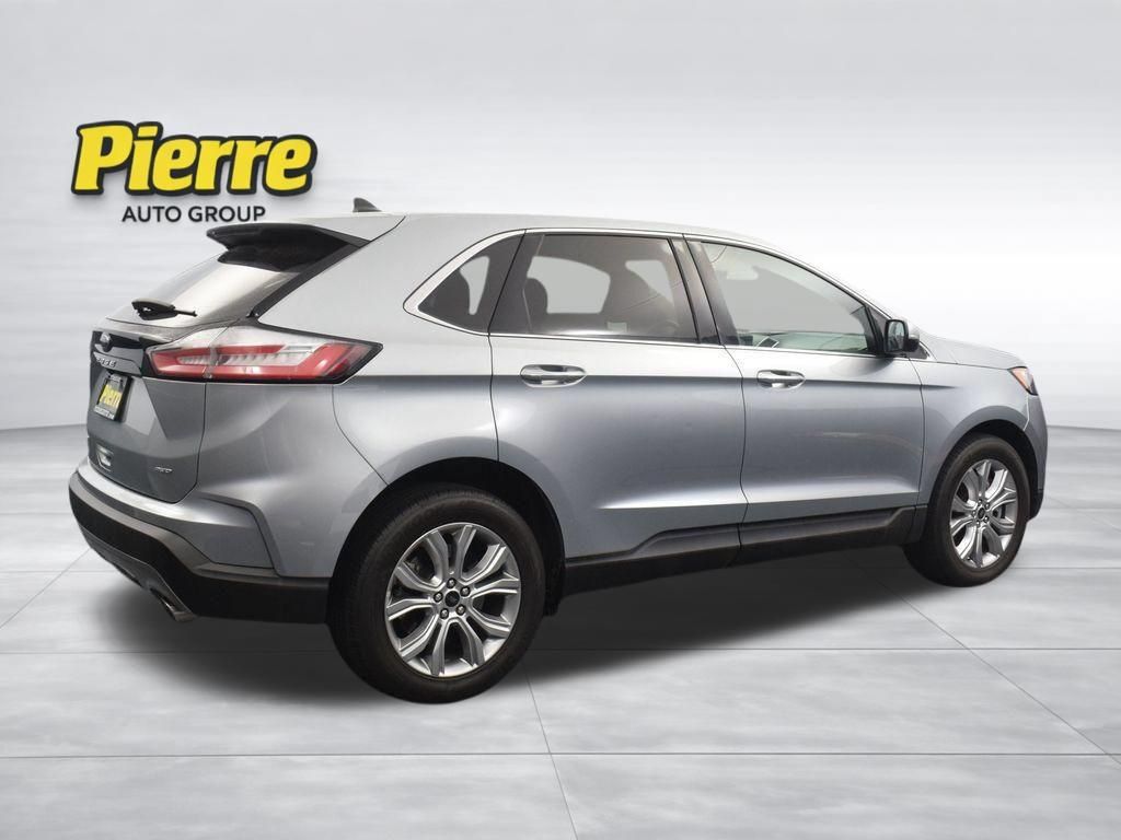Used 2024 Ford Edge Titanium AWD/4WD image 4