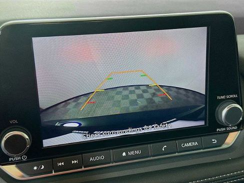 Certified 2025 Nissan Rogue S image 12