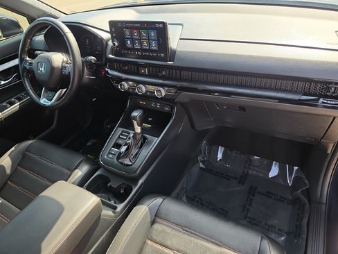 Used 2025 Honda CR-V Sport Touring image 12