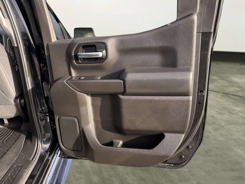 Used 2019 Chevrolet Silverado 1500 LT w/ All-Star Edition image 15