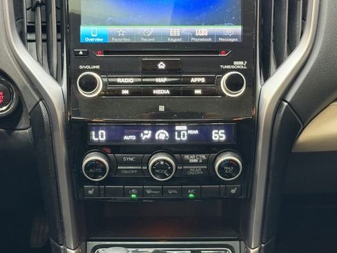 Used 2022 Subaru Ascent Limited w/ Technology Package AWD/4WD image 15