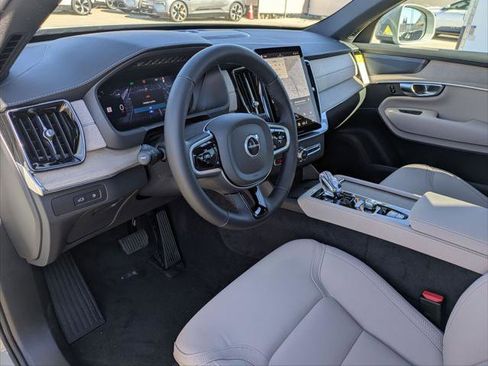 New 2026 Volvo XC90 T8 Plus w/ Protection Package Premier image 7