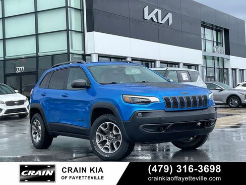 Used 2020 Jeep Cherokee Trailhawk w/ Cold Weather Group image 1