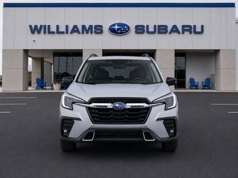 Used 2025 Subaru Ascent Touring w/ Popular Package #2 AWD/4WD image 6