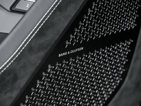 Used 2024 Lamborghini Urus Performante image 20