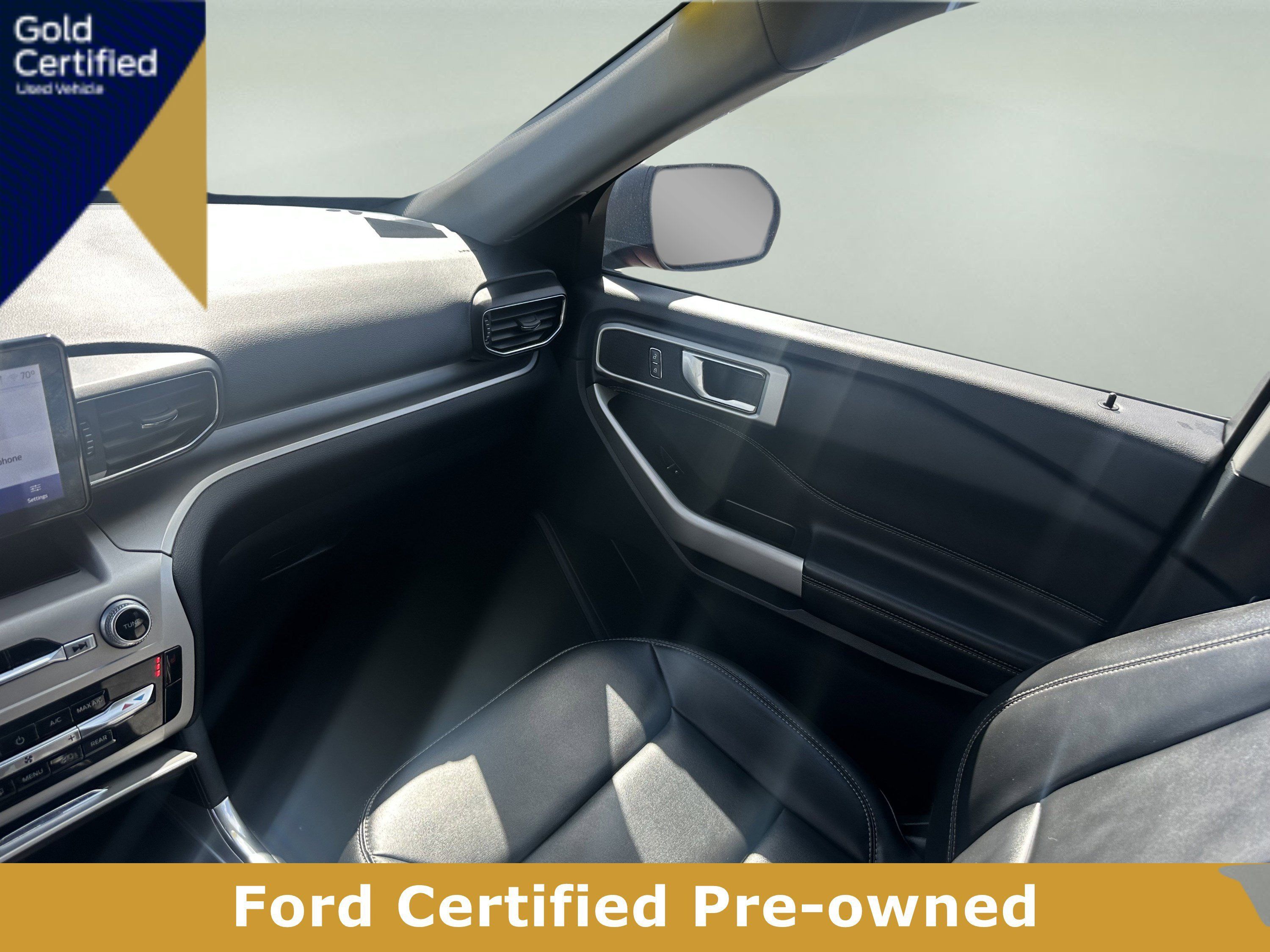 Certified 2023 Ford Explorer XLT w/ Equipment Group 202A AWD/4WD image 17