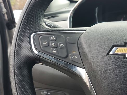 Used 2021 Chevrolet Equinox LS w/ LS Convenience Package image 23