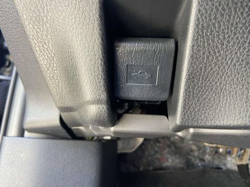 Used 2025 Toyota Camry SE w/ Multimedia Upgrade Package FWD image 31