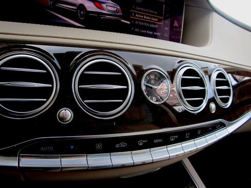 Used 2018 Mercedes-Benz S 560 4MATIC Sedan image 28