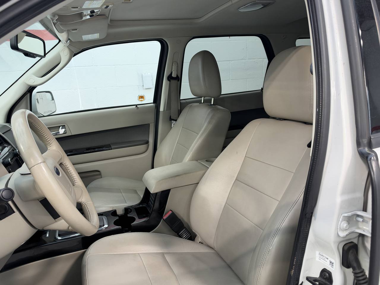 Used 2010 Ford Escape 4WD Hybrid image 16