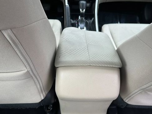 Used 2017 Honda Accord LX image 29