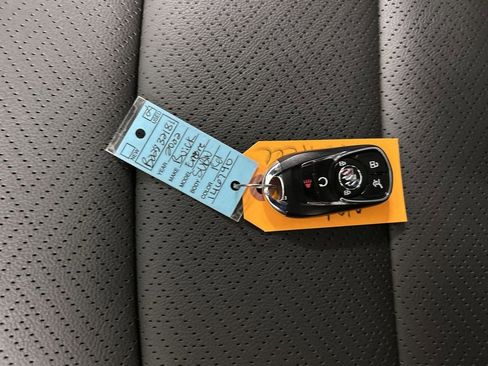 Certified 2022 Buick Encore GX Essence w/ Experience Buick Package image 12