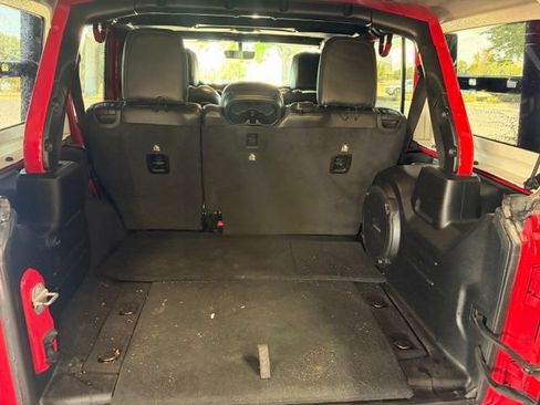 Used 2020 Jeep Wrangler Unlimited Rubicon AWD/4WD image 21