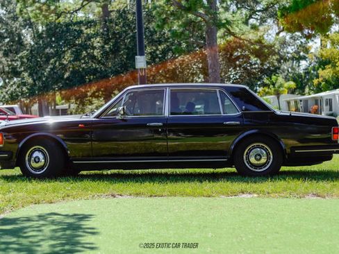 Used 1991 Rolls-Royce Silver Spur II image 3